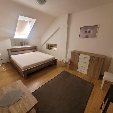 Apartments Zizkov B 프라하 외부 사진